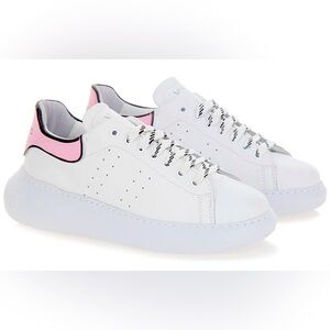 VALENTINO SNEAKERS for woman size 9 new with tags